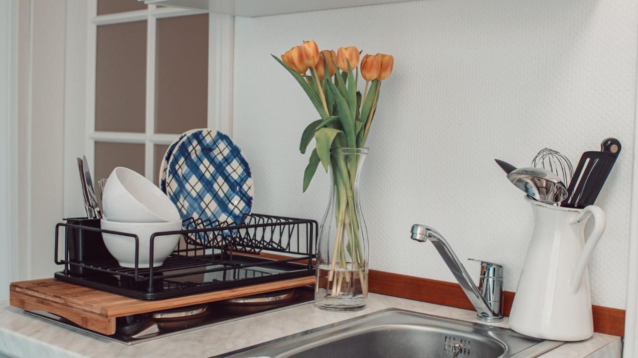 Villa Herkules - Privates Apartment Am Waldrand Mit Smart Tv Und Kostenlosen Parkplaetzen Kassel Bagian luar foto
